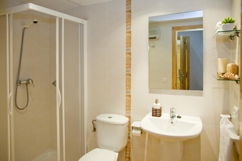 Apartamentos Campuebla モンタネホス 部屋 写真