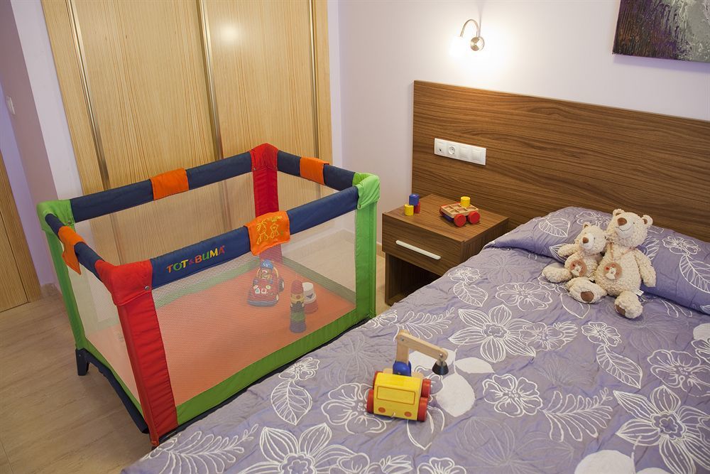 Apartamentos Campuebla モンタネホス エクステリア 写真