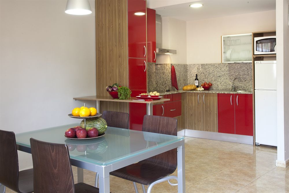 Apartamentos Campuebla モンタネホス エクステリア 写真